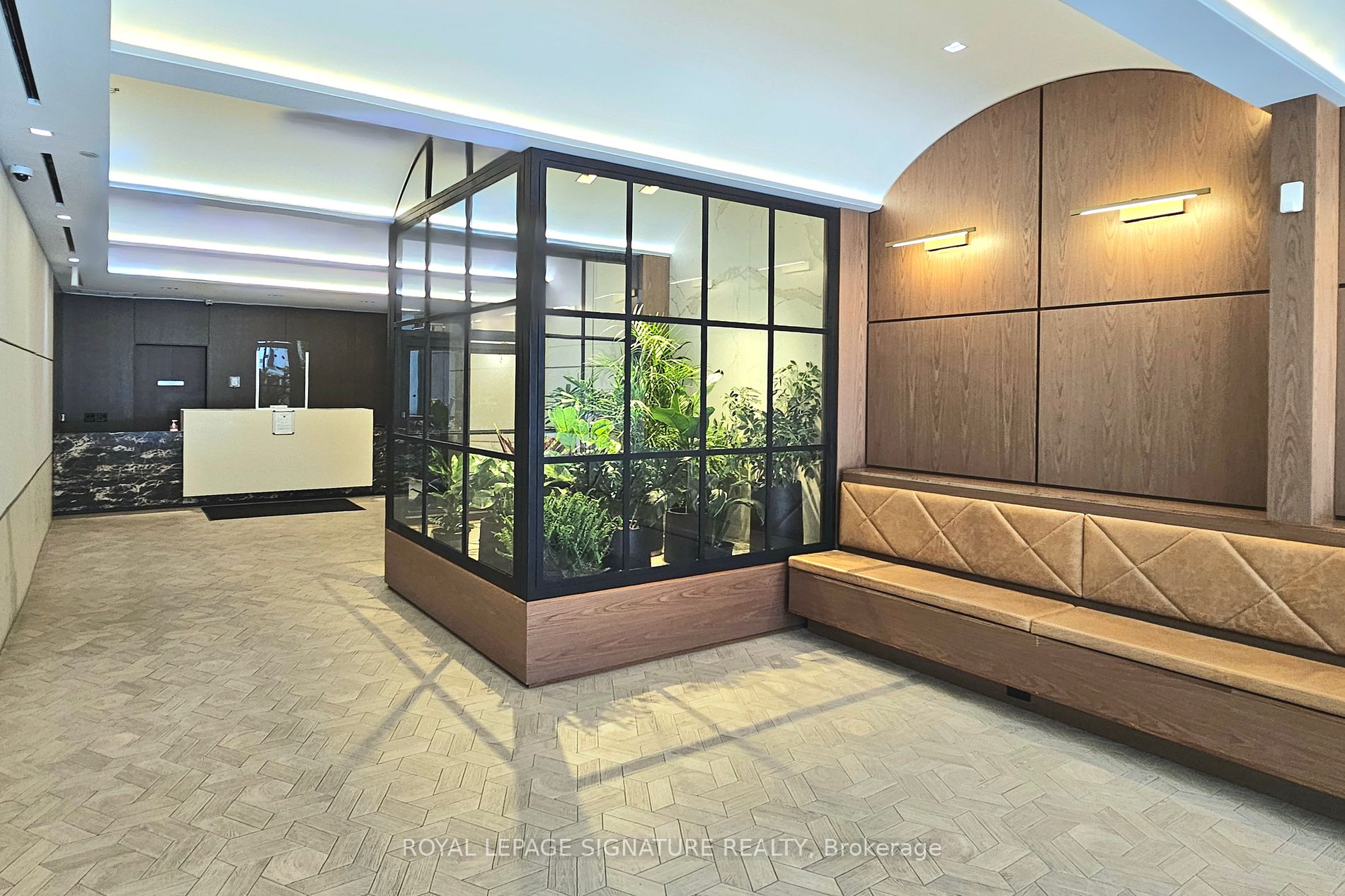 1100 Kingston Road, #216
