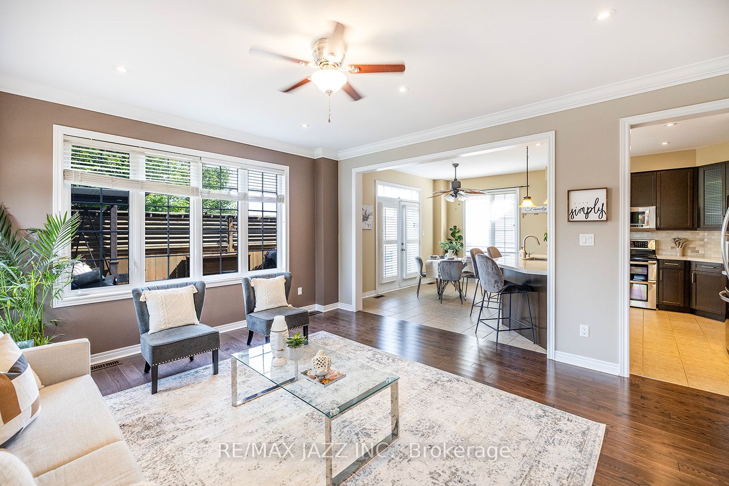 217 Glenabbey Drive