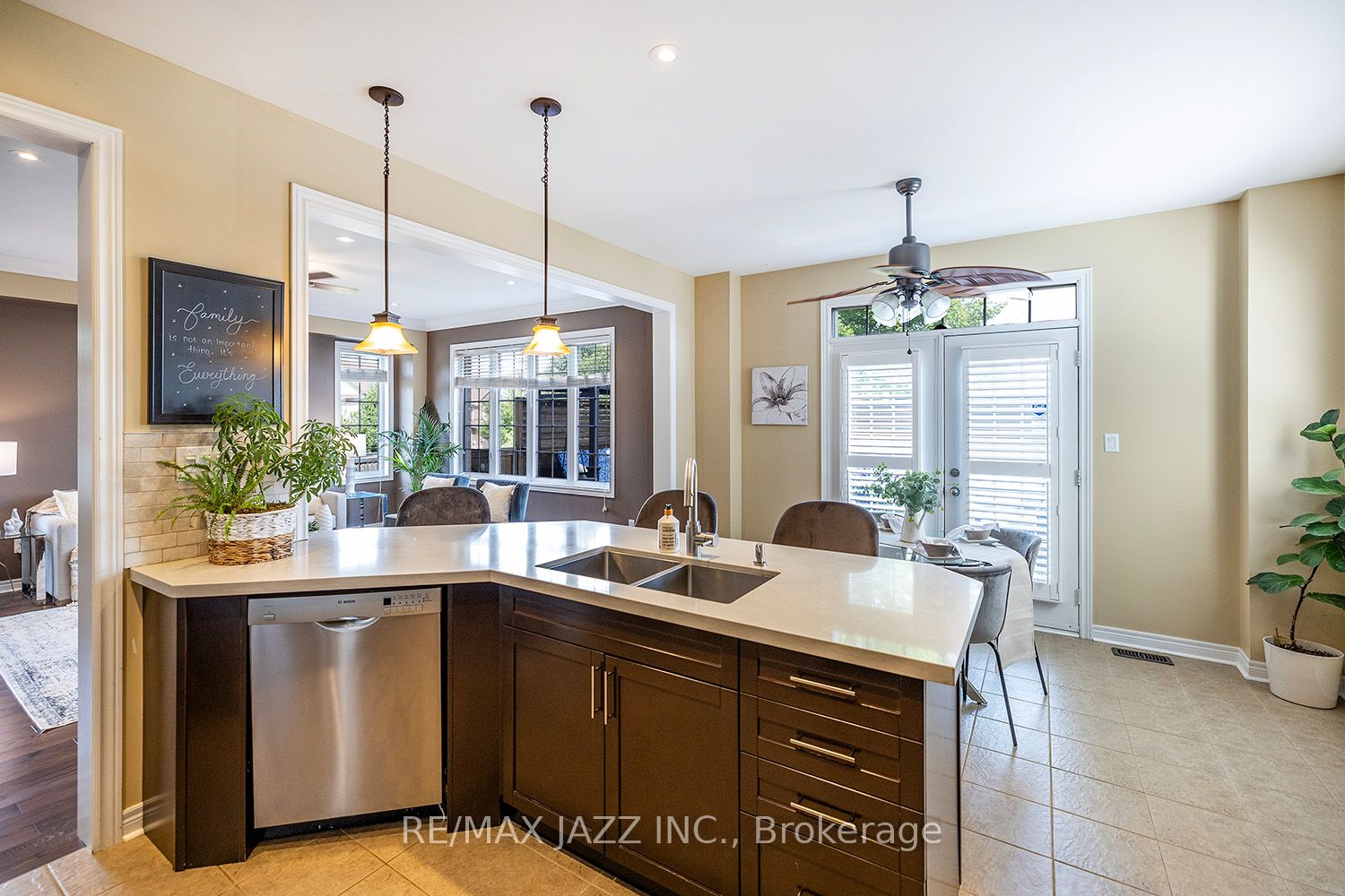 217 Glenabbey Drive