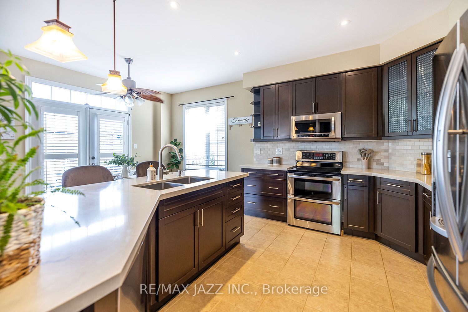 217 Glenabbey Drive