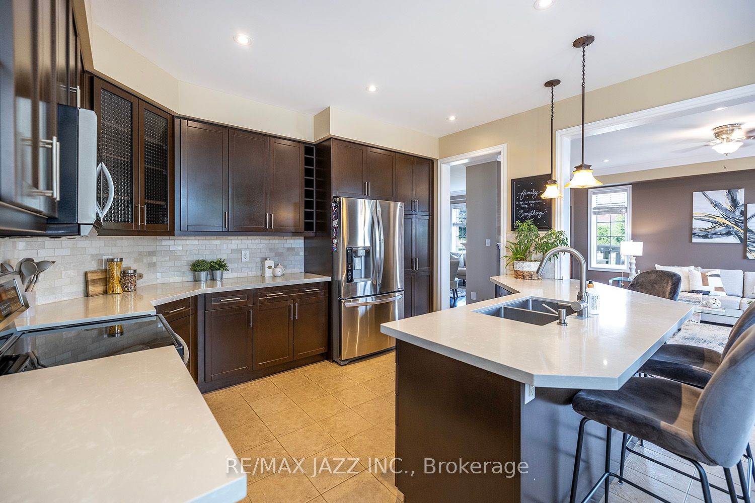 217 Glenabbey Drive