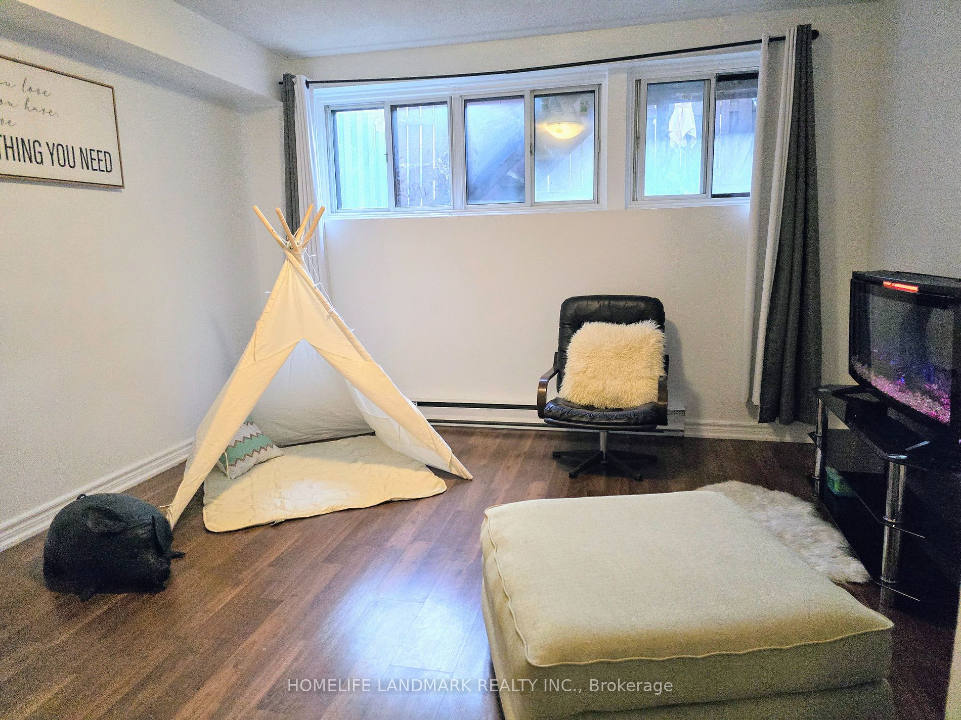 1209 Queen Street E, #82