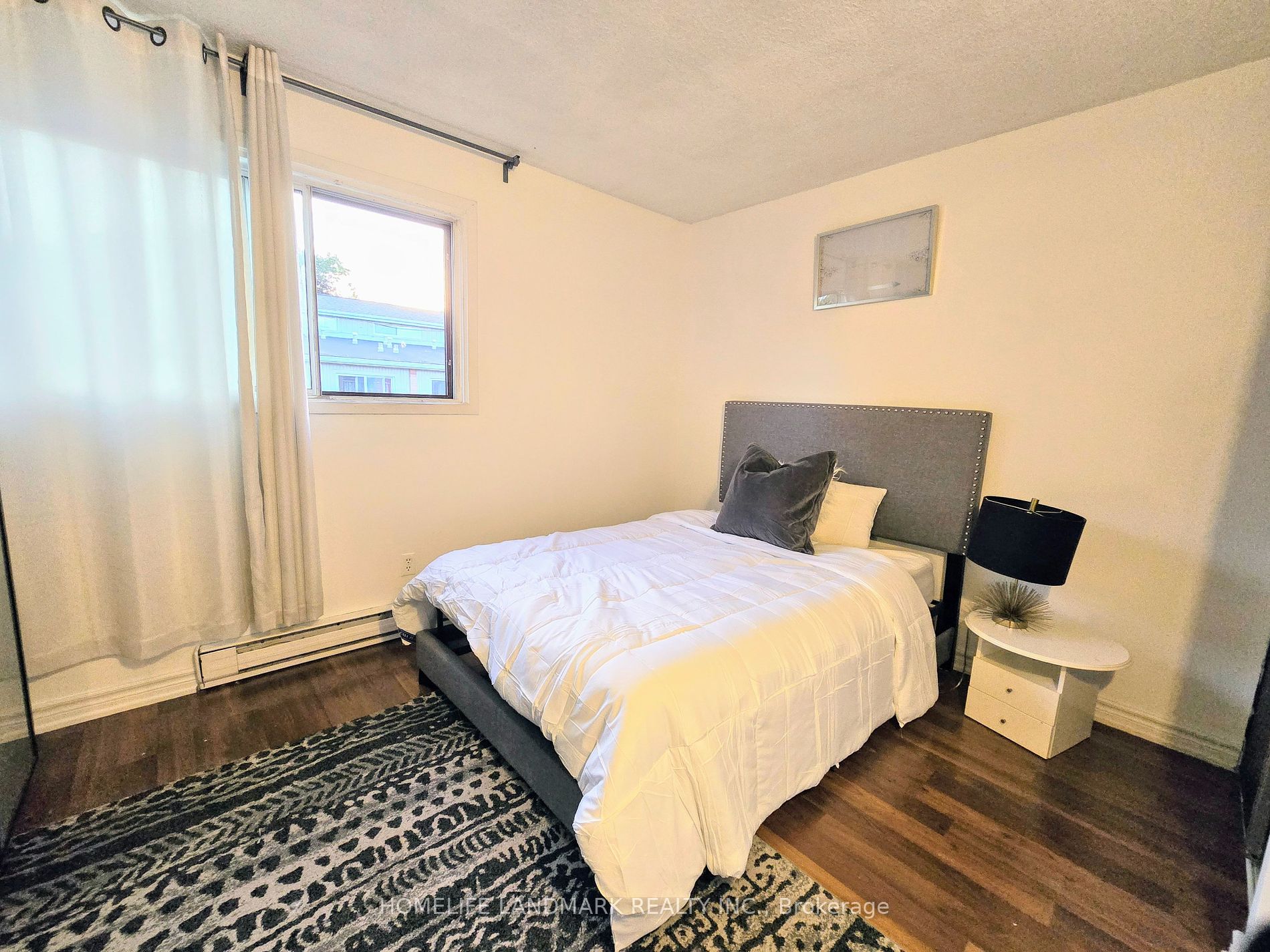 1209 Queen Street E, #82