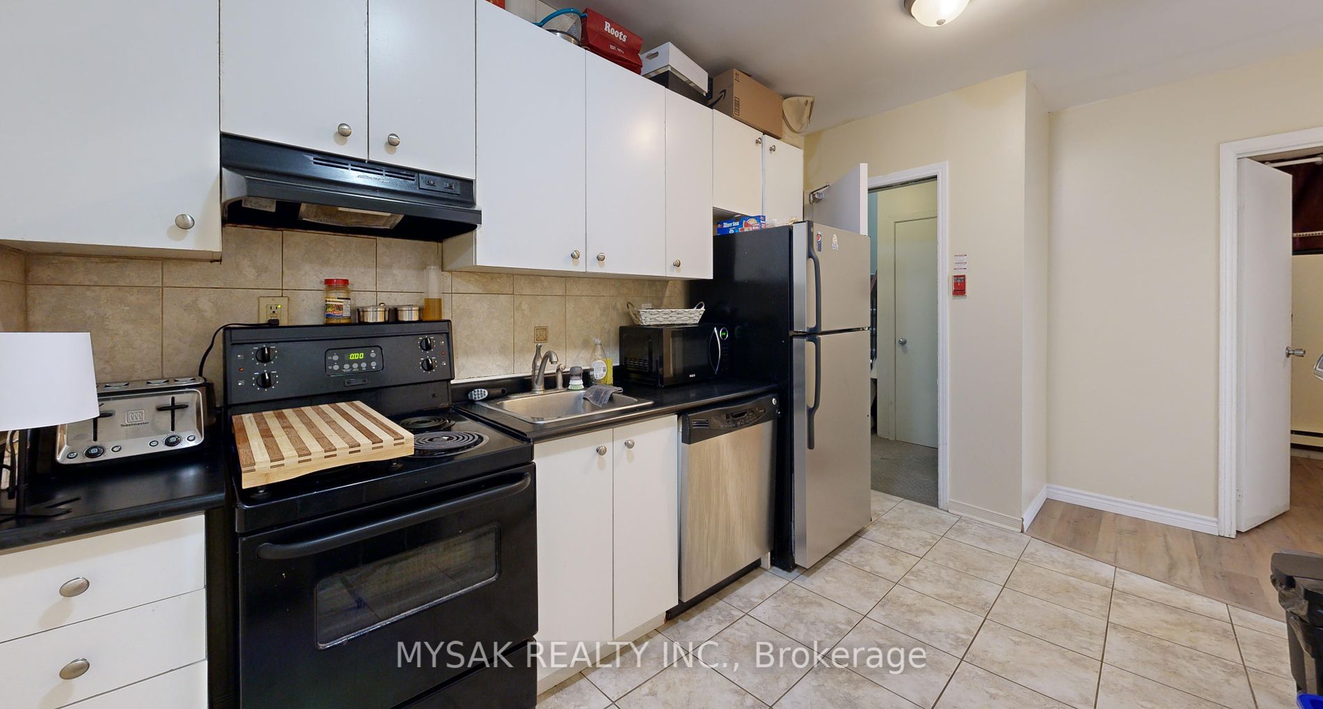 10 Ivy Avenue