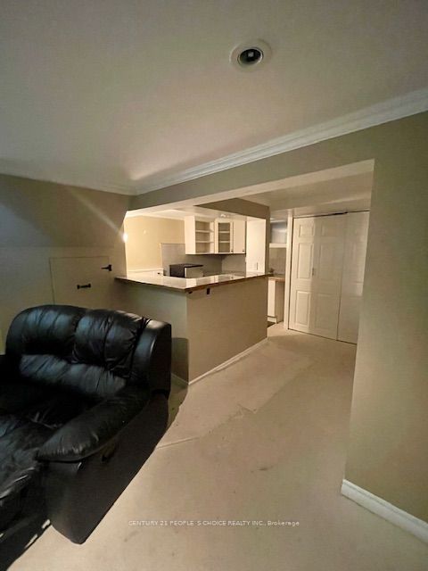 38 Fenwood Heights