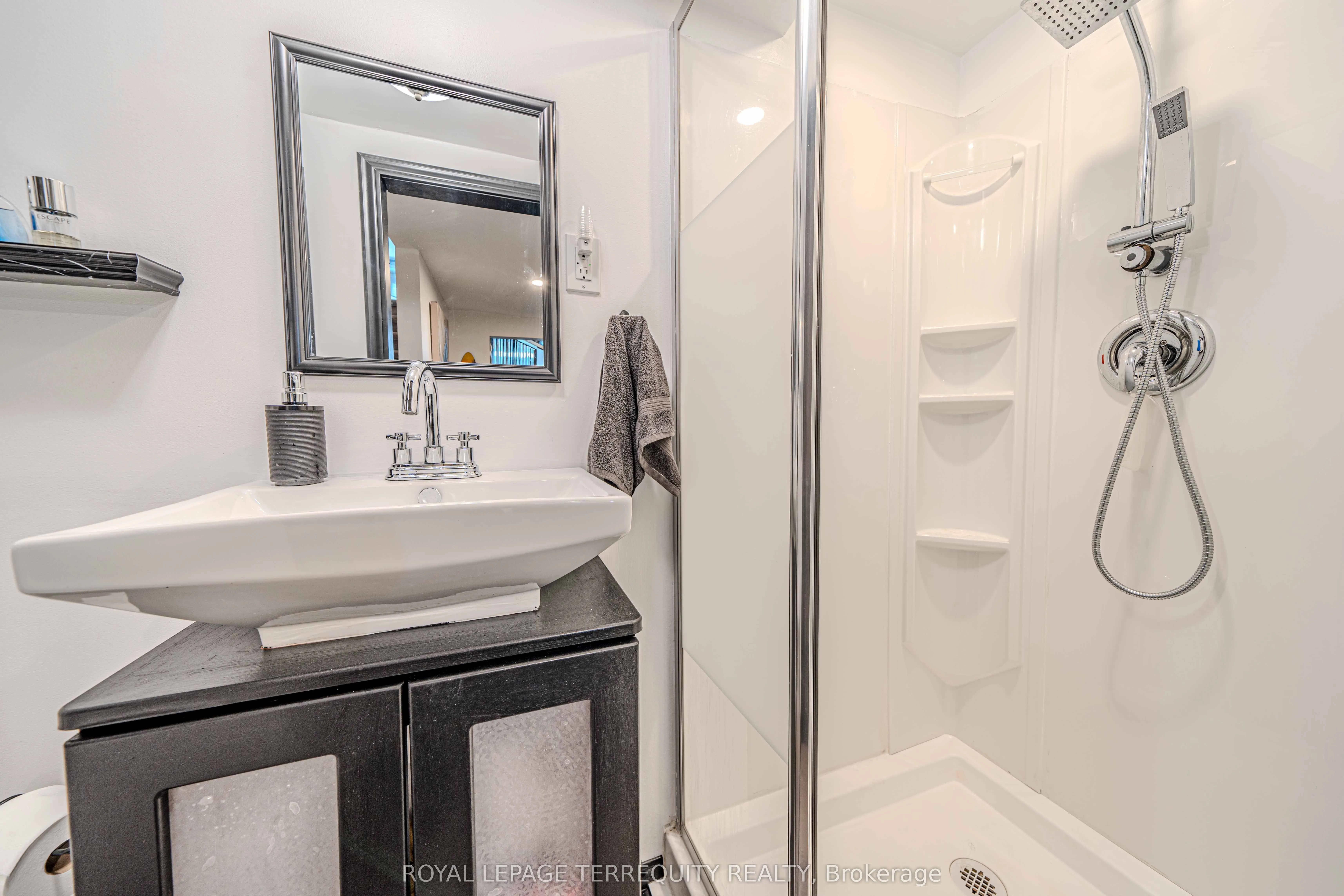 960 Glen Street, #56