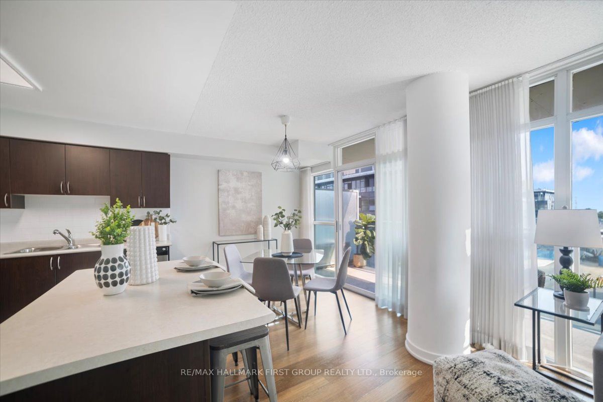 1600 Charles Street #401
