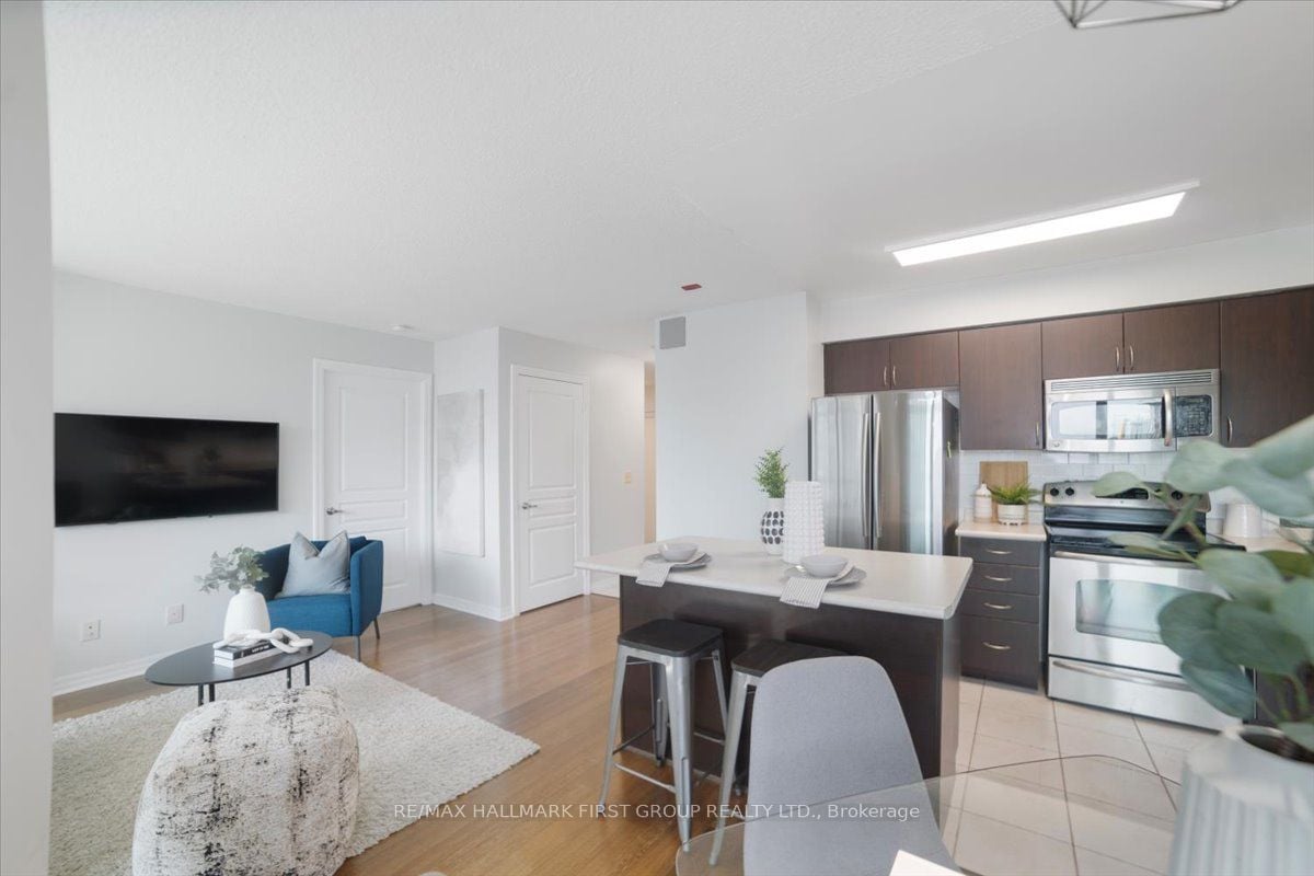1600 Charles Street #401