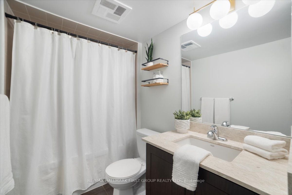 1600 Charles Street #401