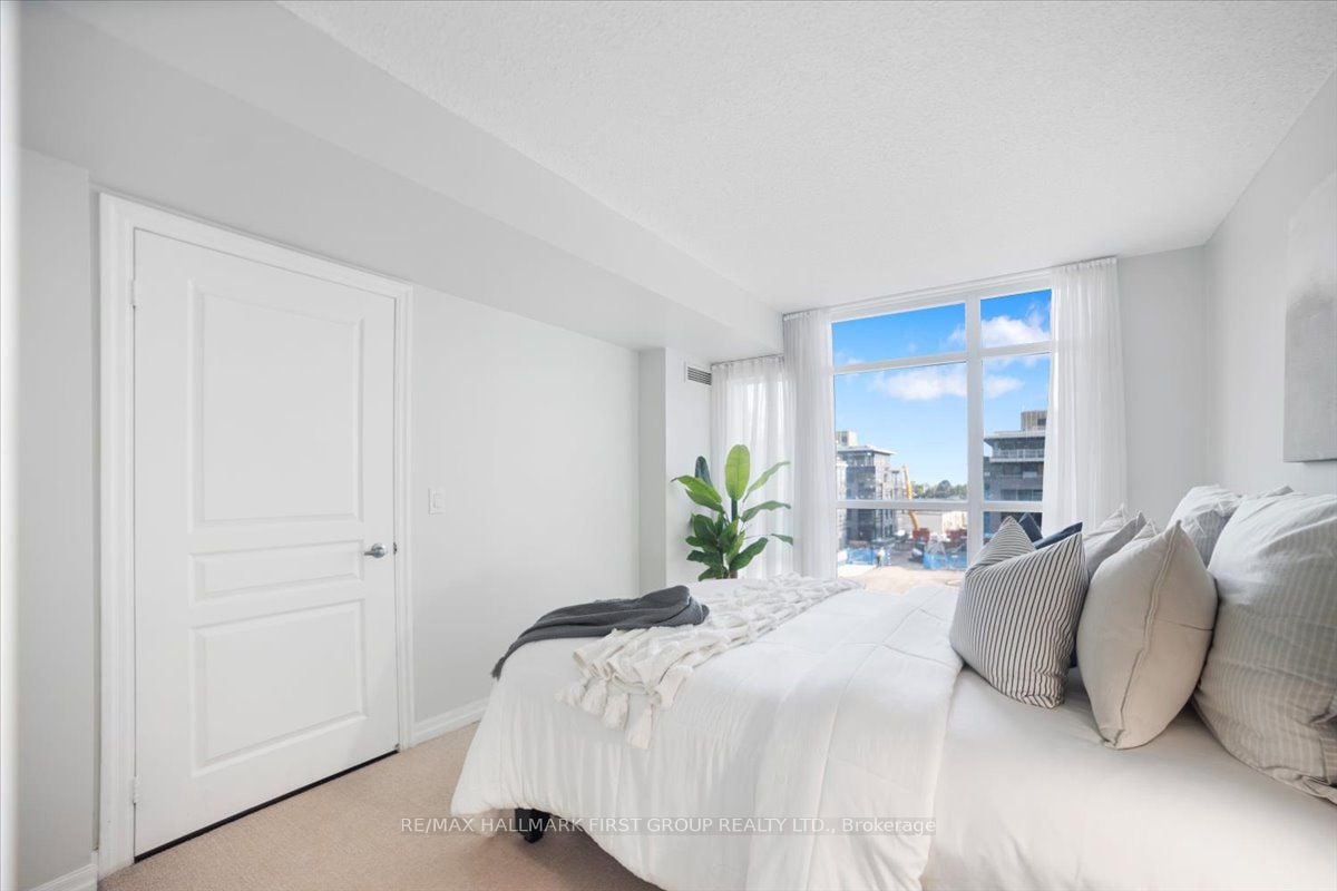 1600 Charles Street #401