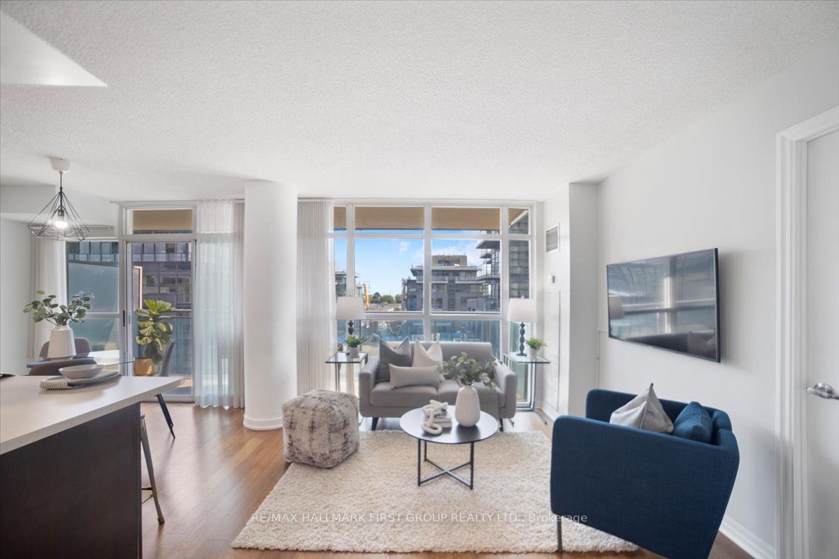 1600 Charles Street #401