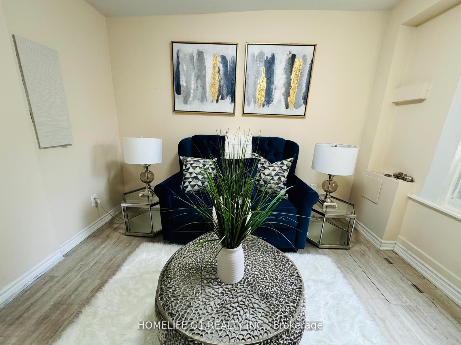 23 Myrtle Avenue