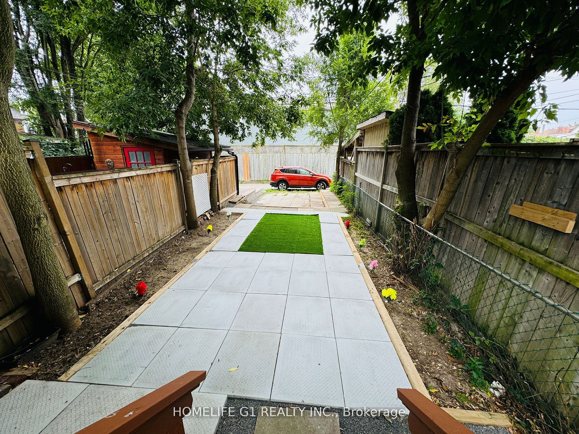 23 Myrtle Avenue