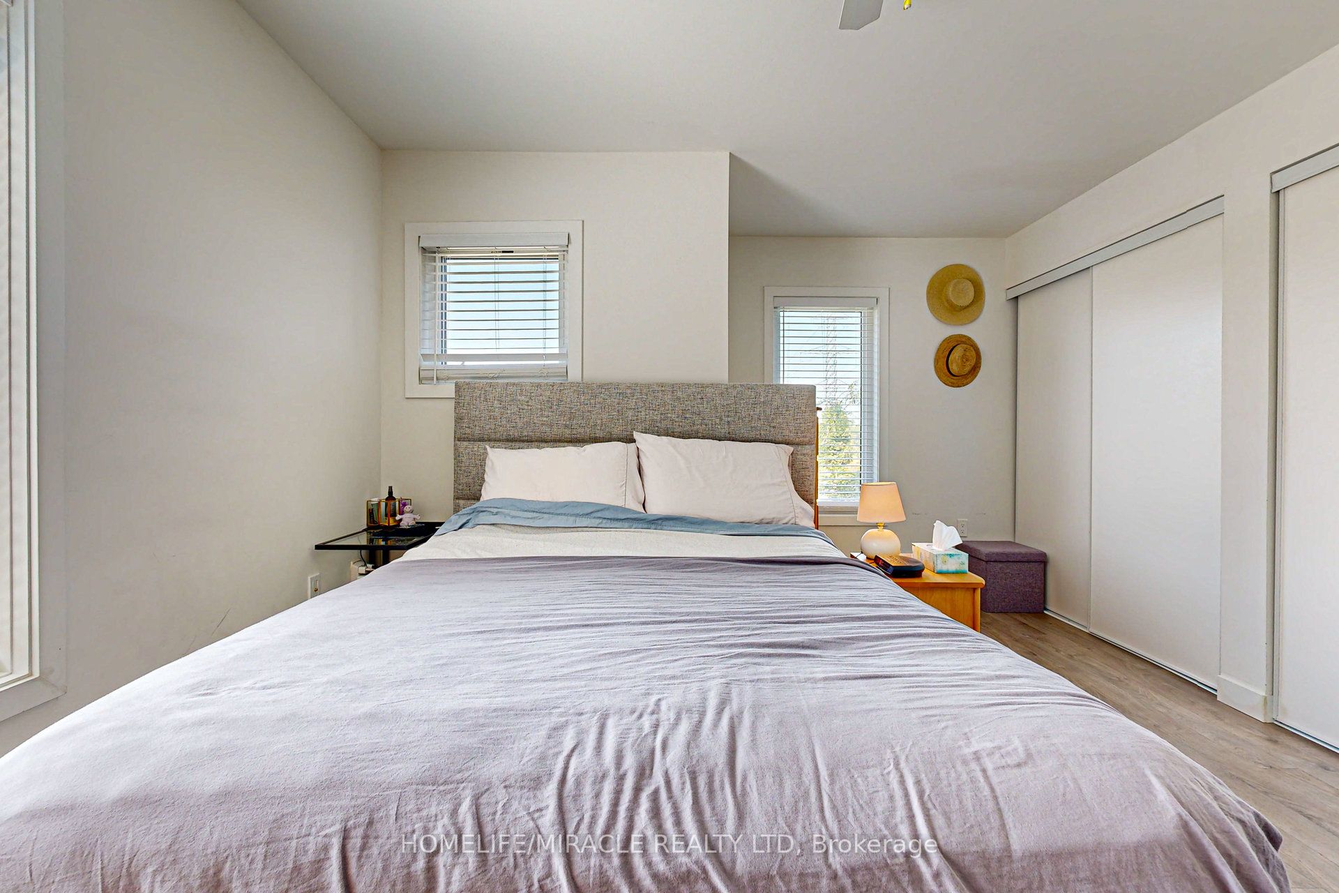 1555 Kingston Road, #212