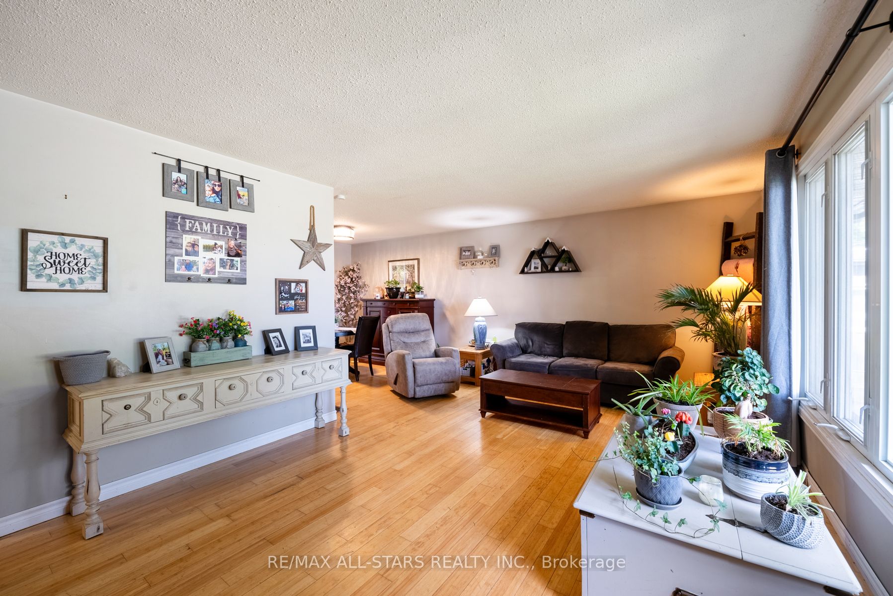 14800 Simcoe Street