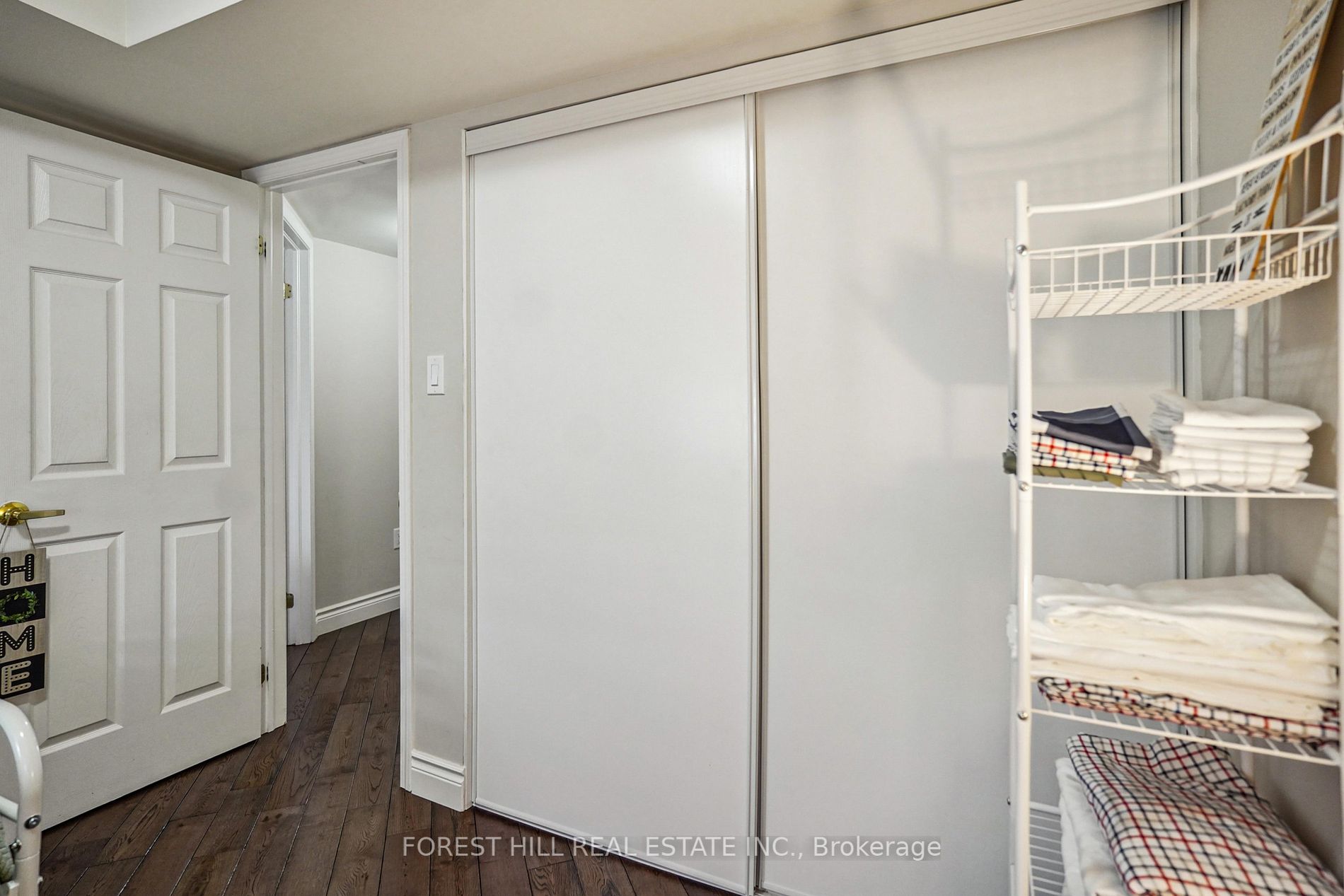 182 Kingston Road W, #60