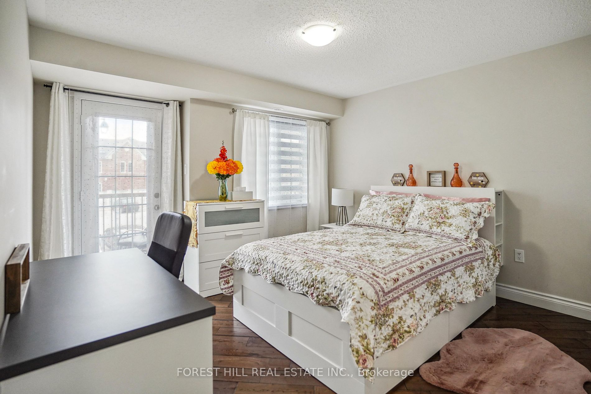 182 Kingston Road W, #60