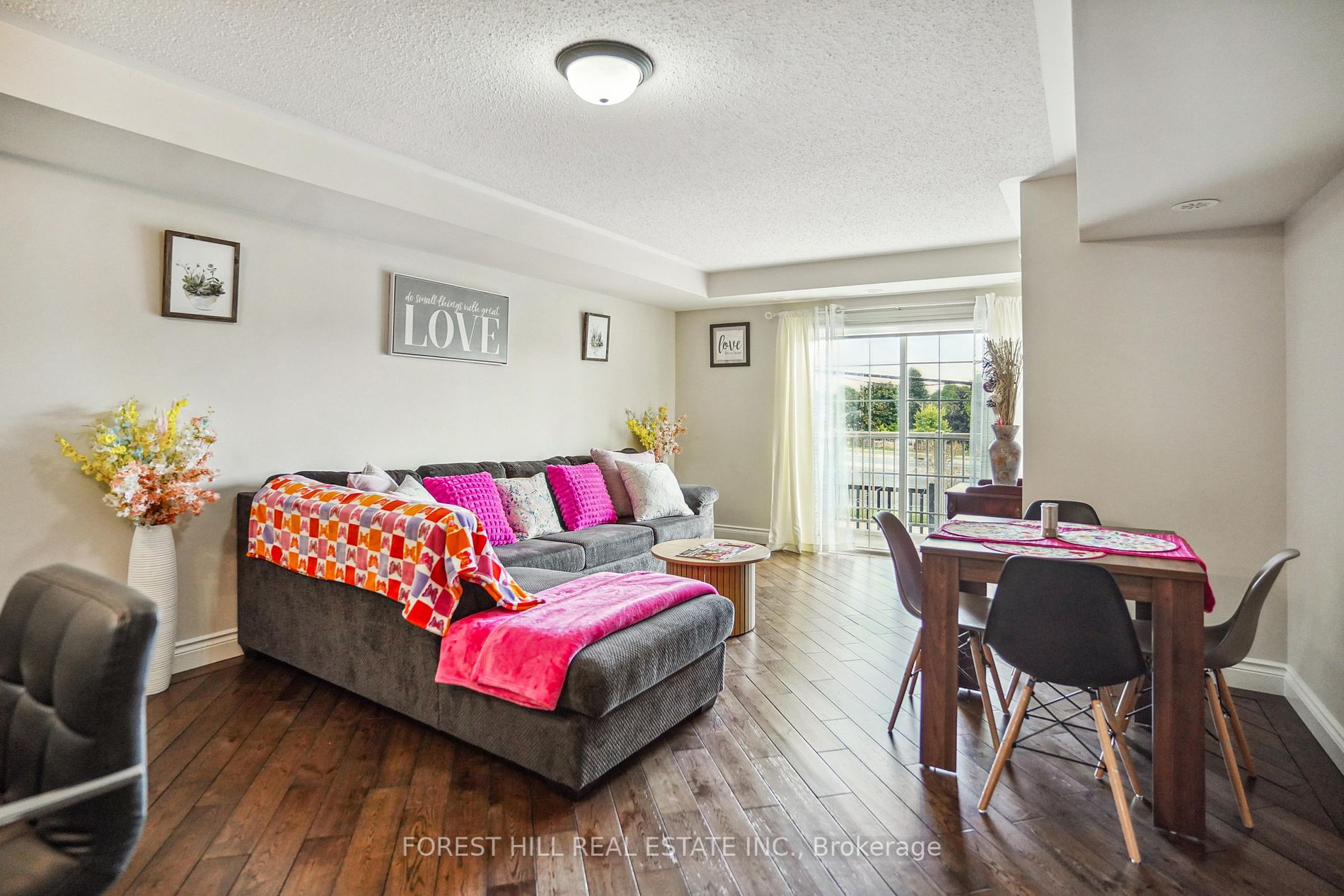 182 Kingston Road W, #60