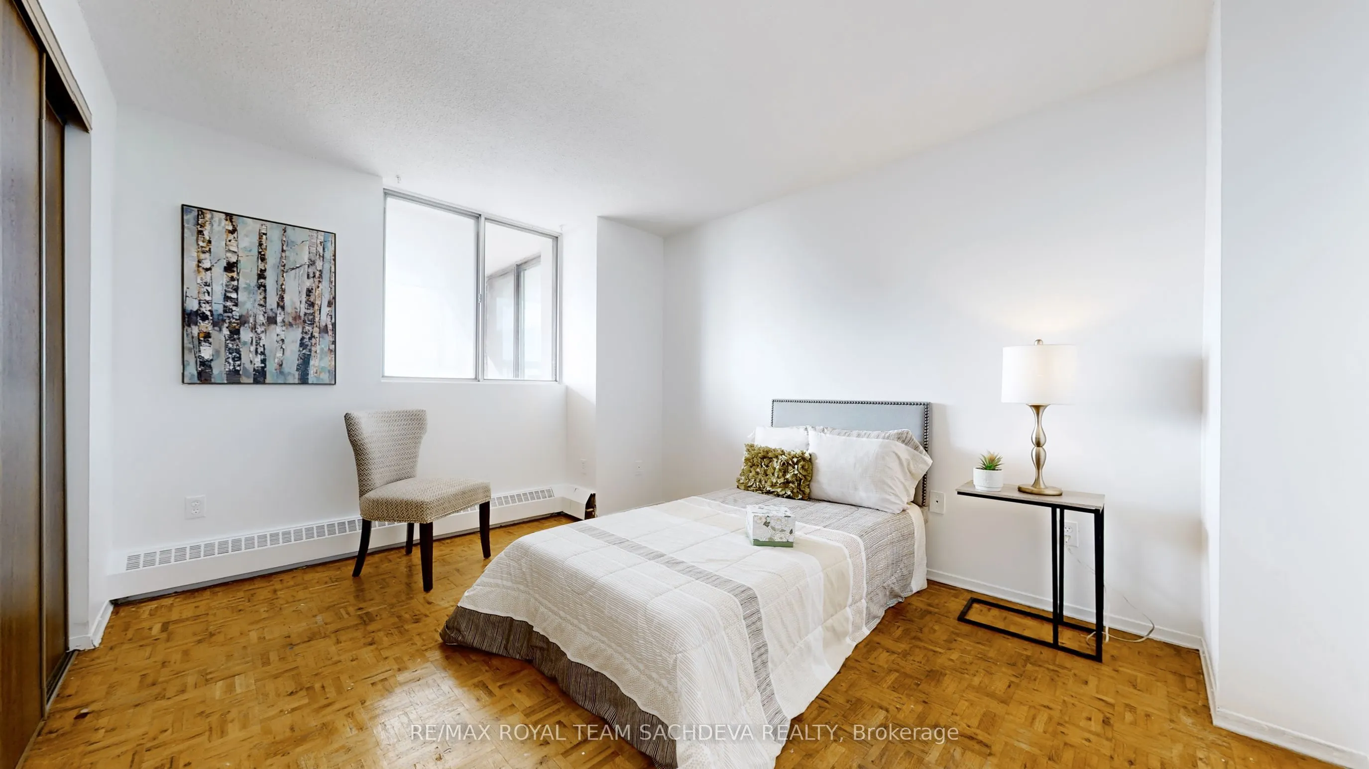 3380 Eglinton Avenue E, #1709