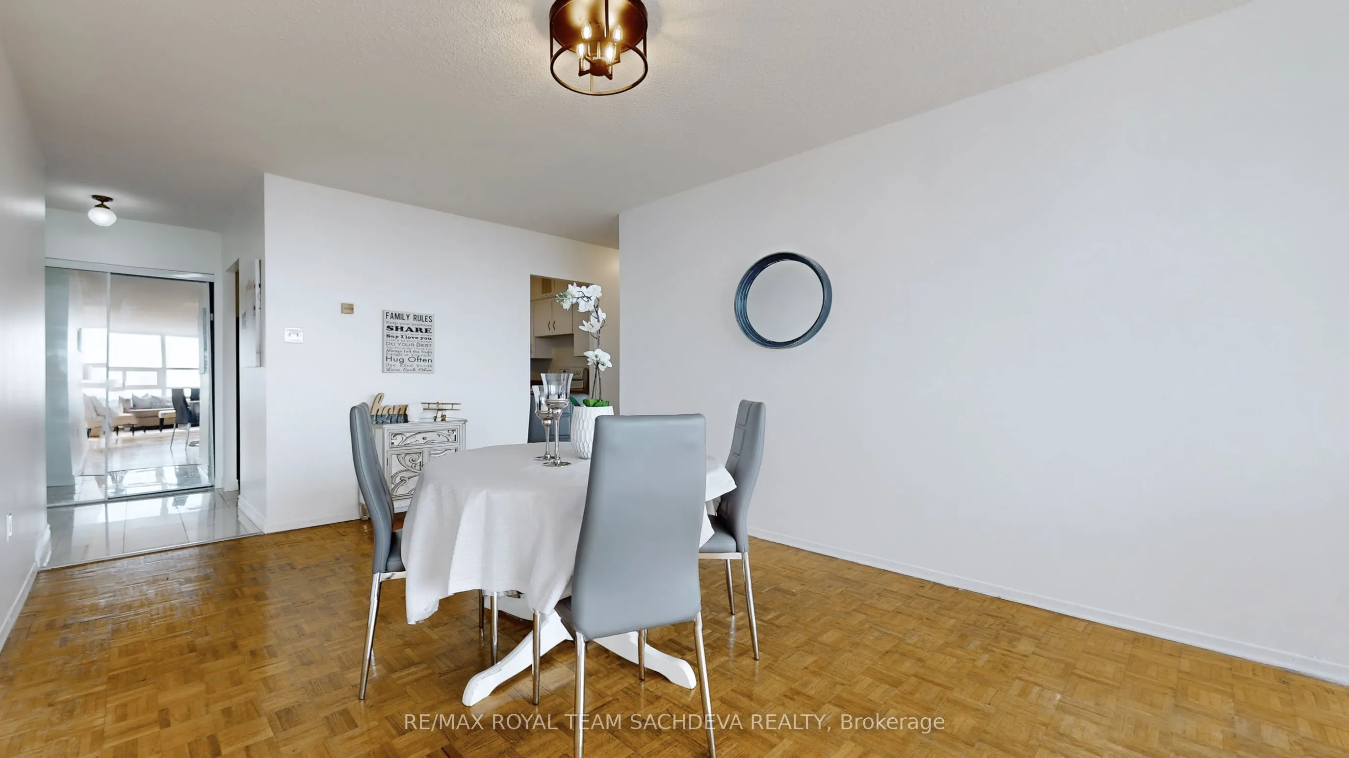 3380 Eglinton Avenue E, #1709