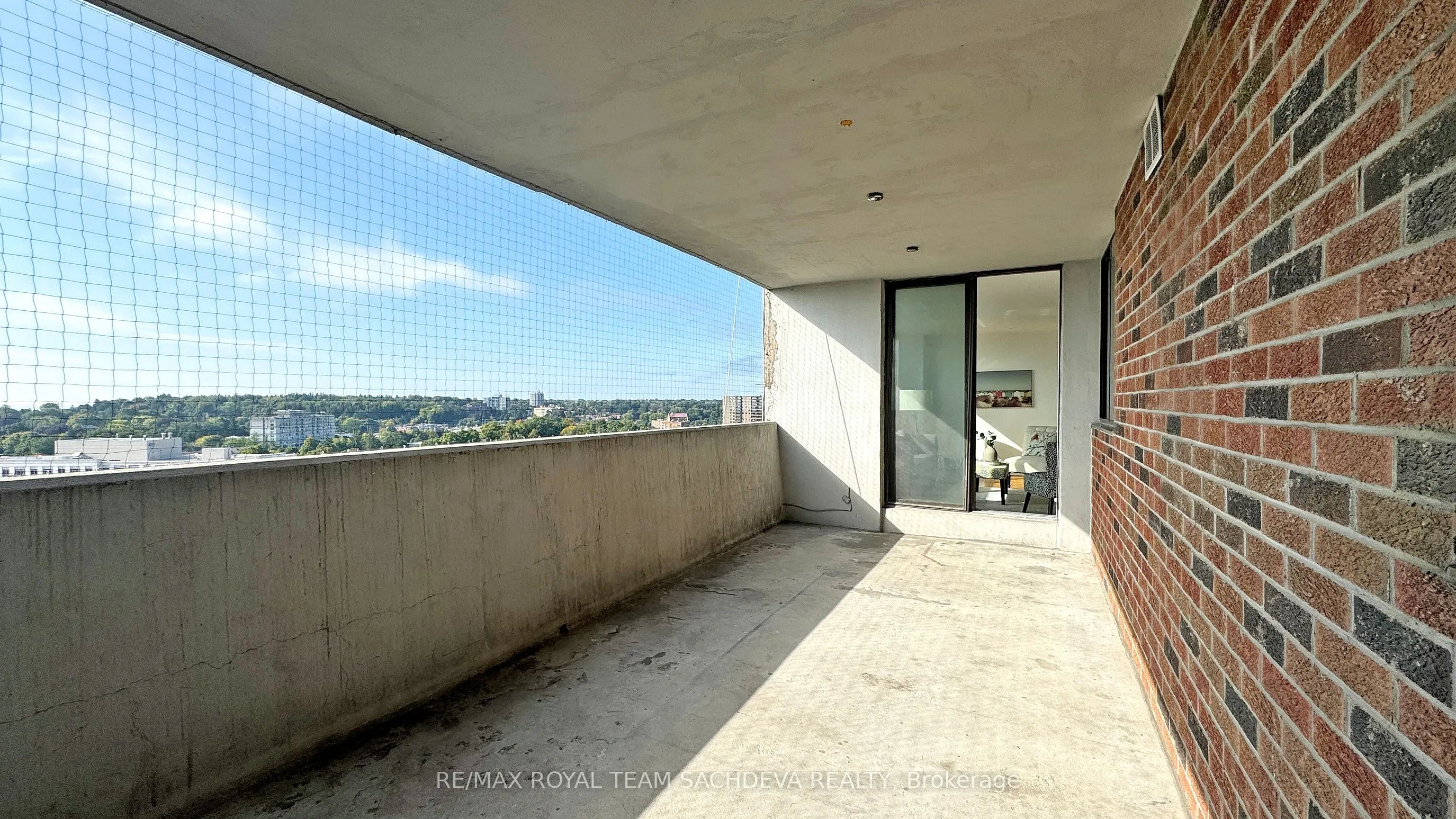 3380 Eglinton Avenue E, #1709