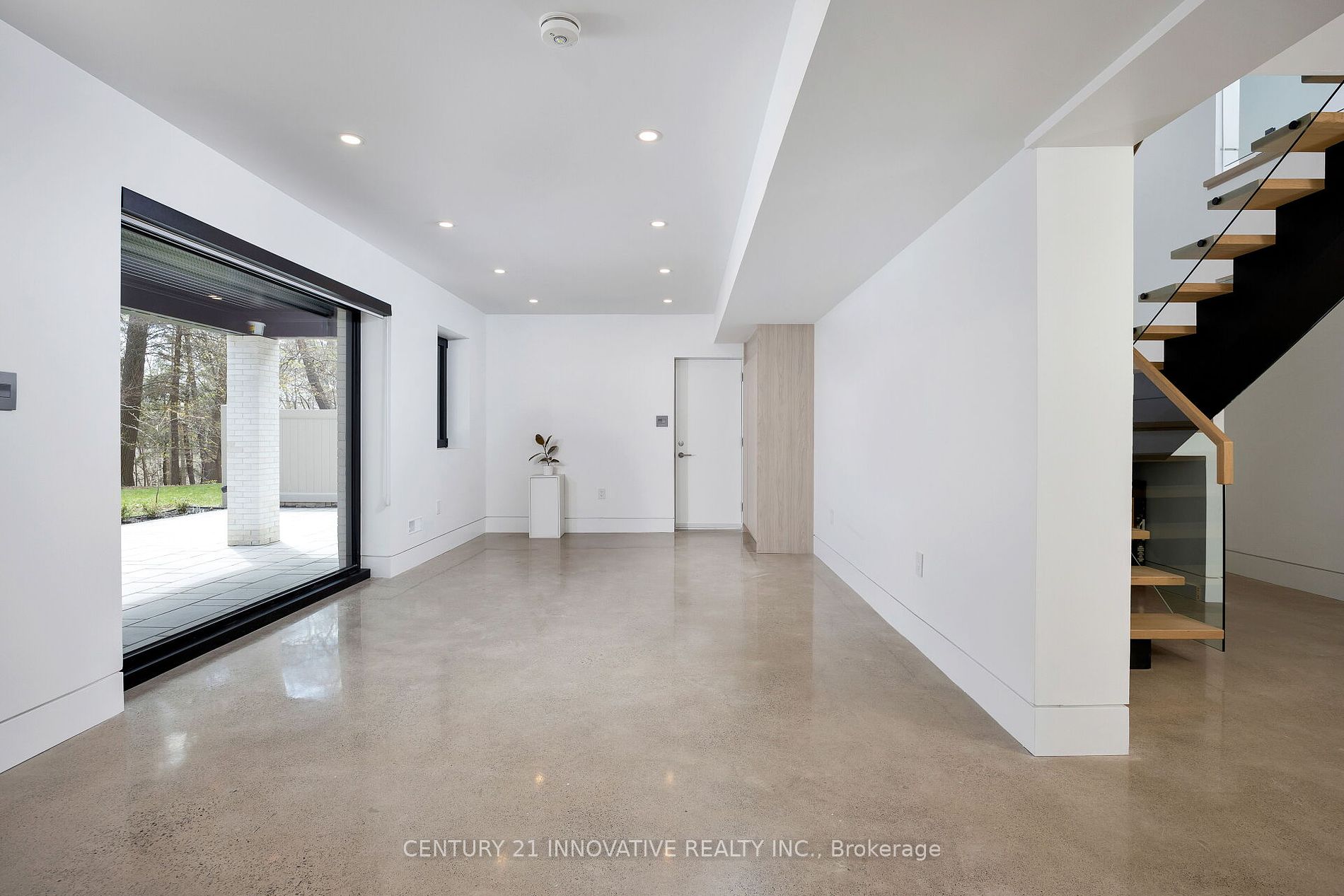 10 Haida Court