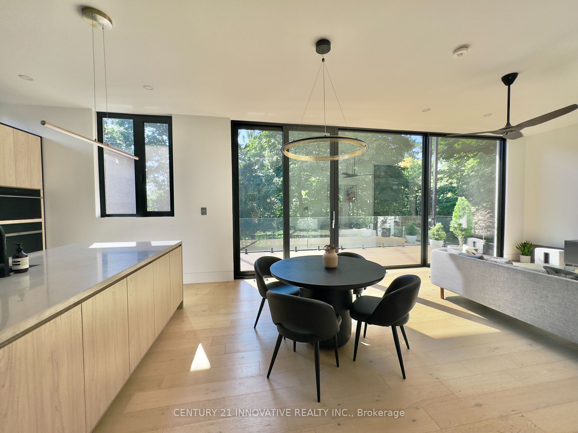10 Haida Court