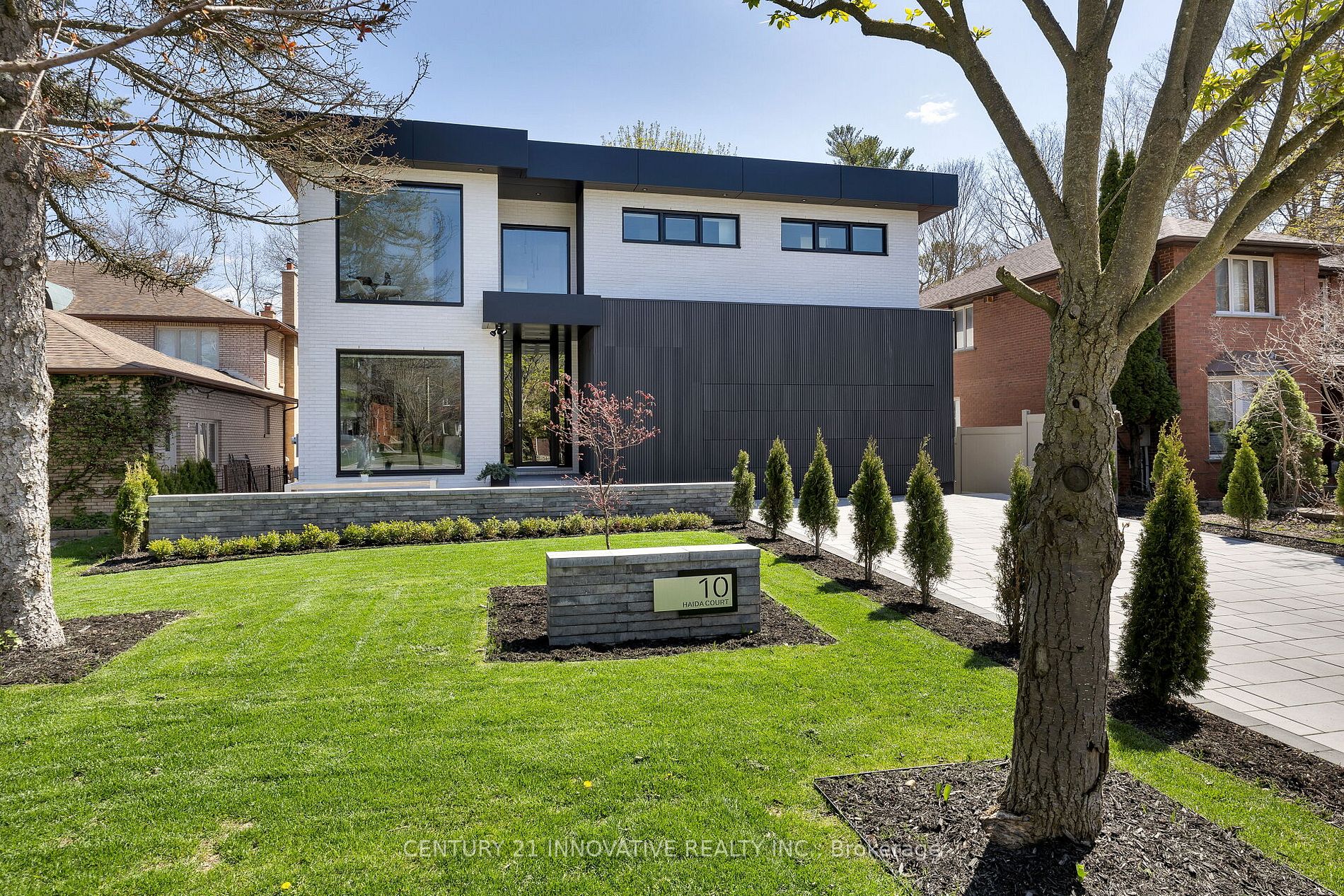 10 Haida Court