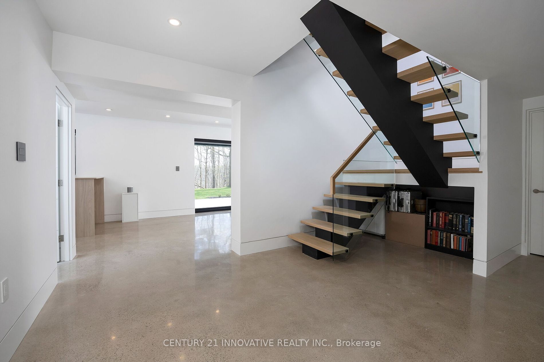 10 Haida Court