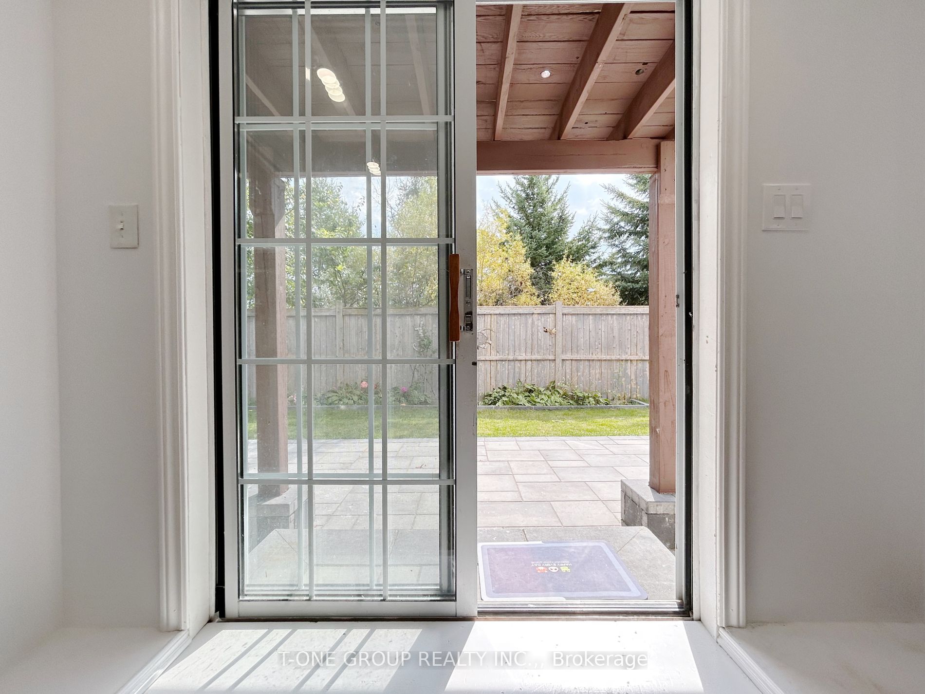 17 Bradbury Cres