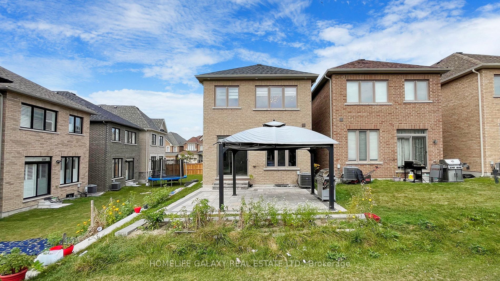 25 Christine Elliott Avenue