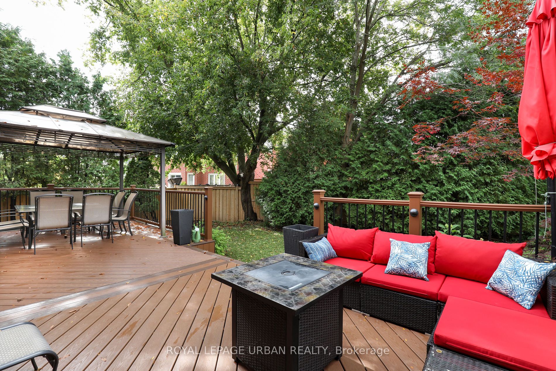 231 Mossbrook Square