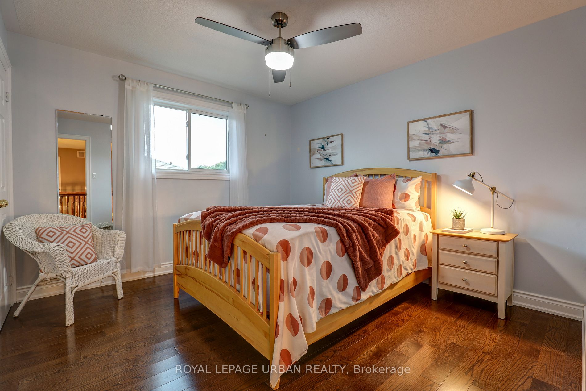 231 Mossbrook Square