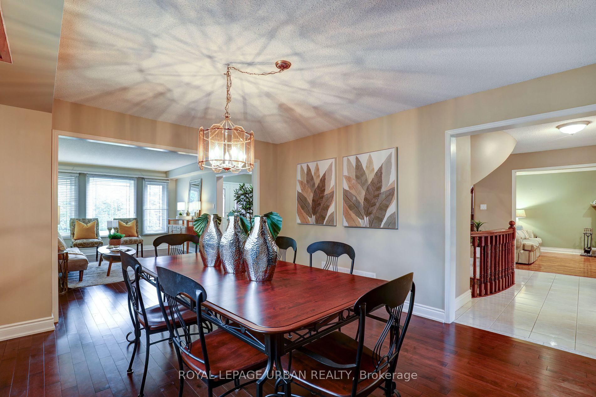 231 Mossbrook Square