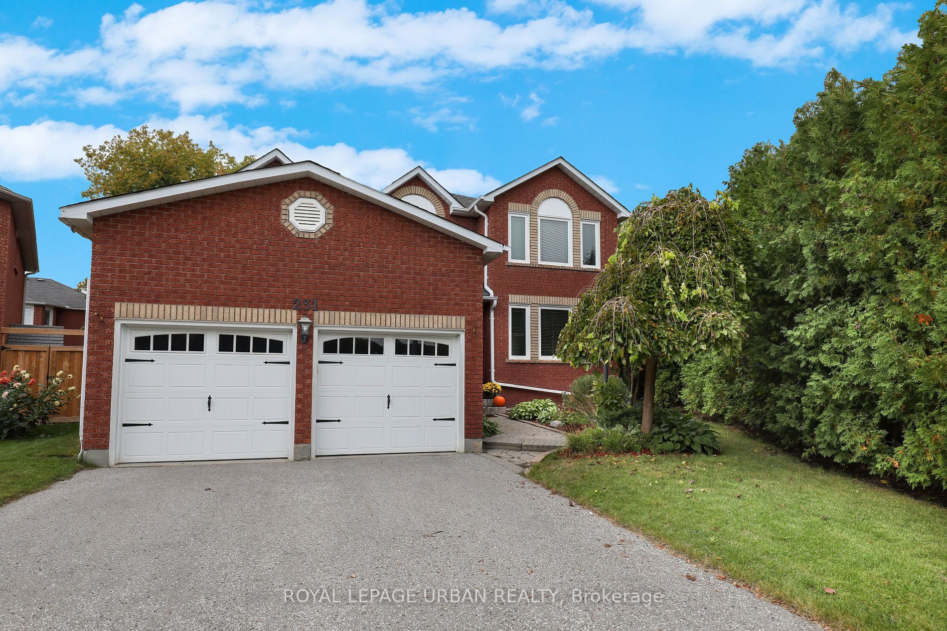 231 Mossbrook Square