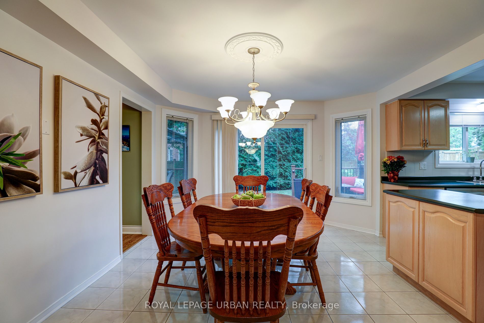 231 Mossbrook Square