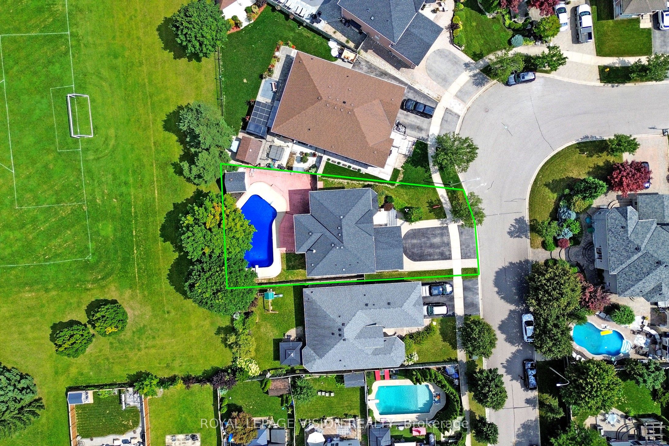 43 Mac Carl Crescent