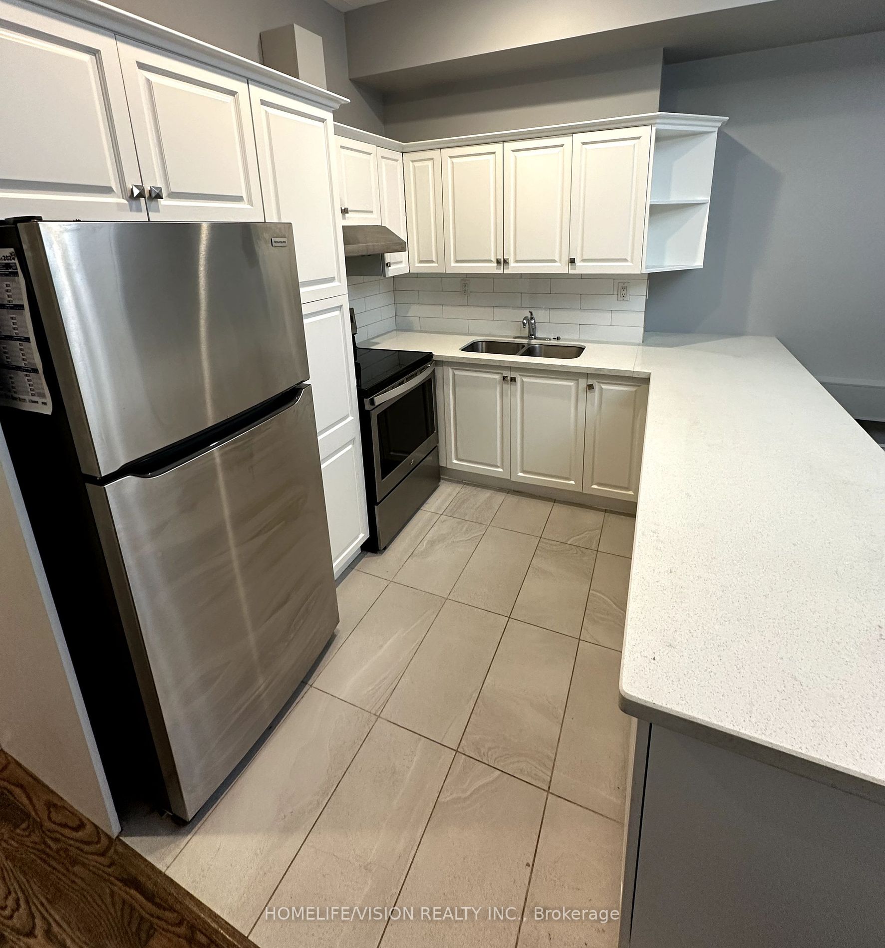 2024 Queen Street E #Apt 2