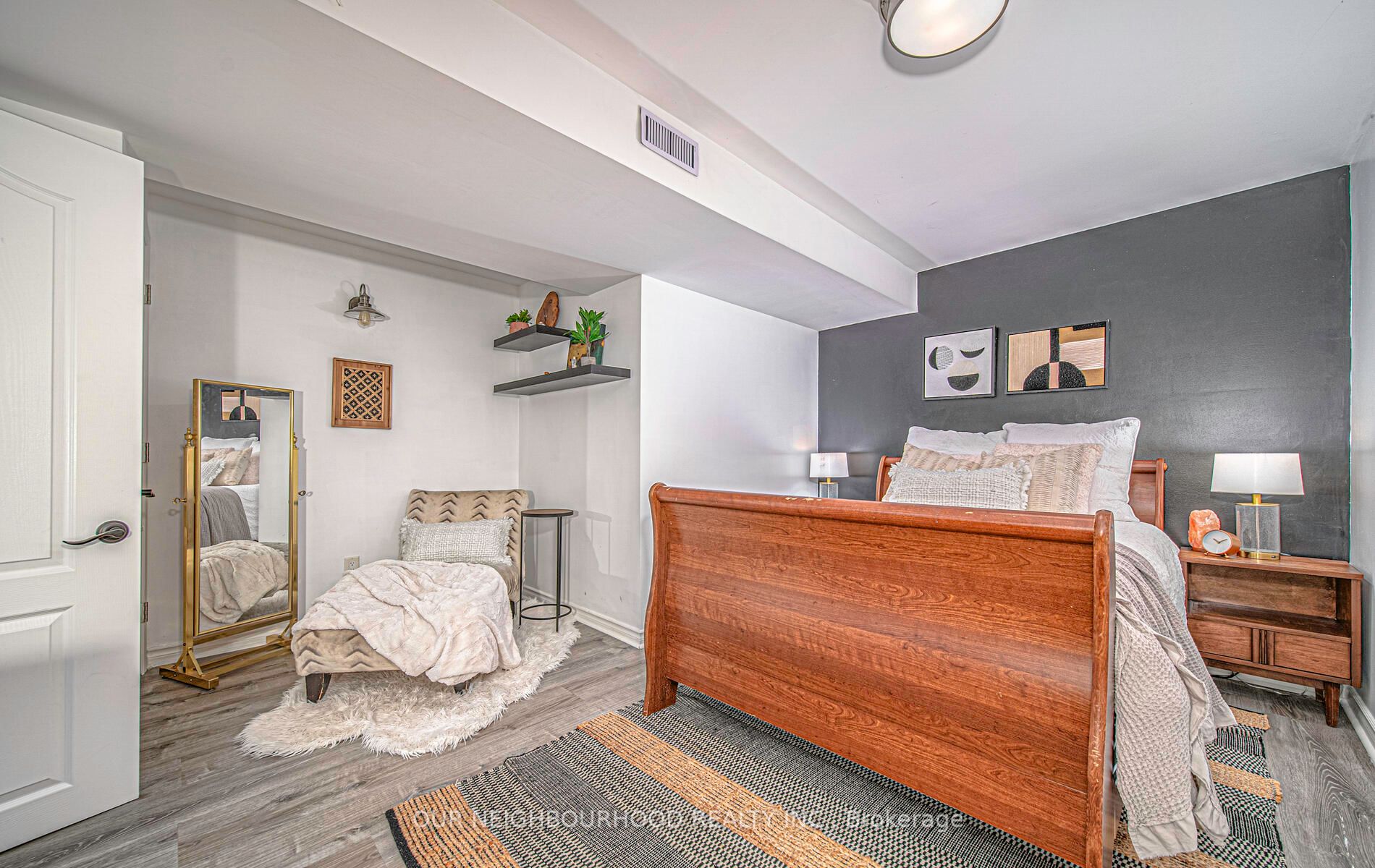62 Kenilworth Crescent