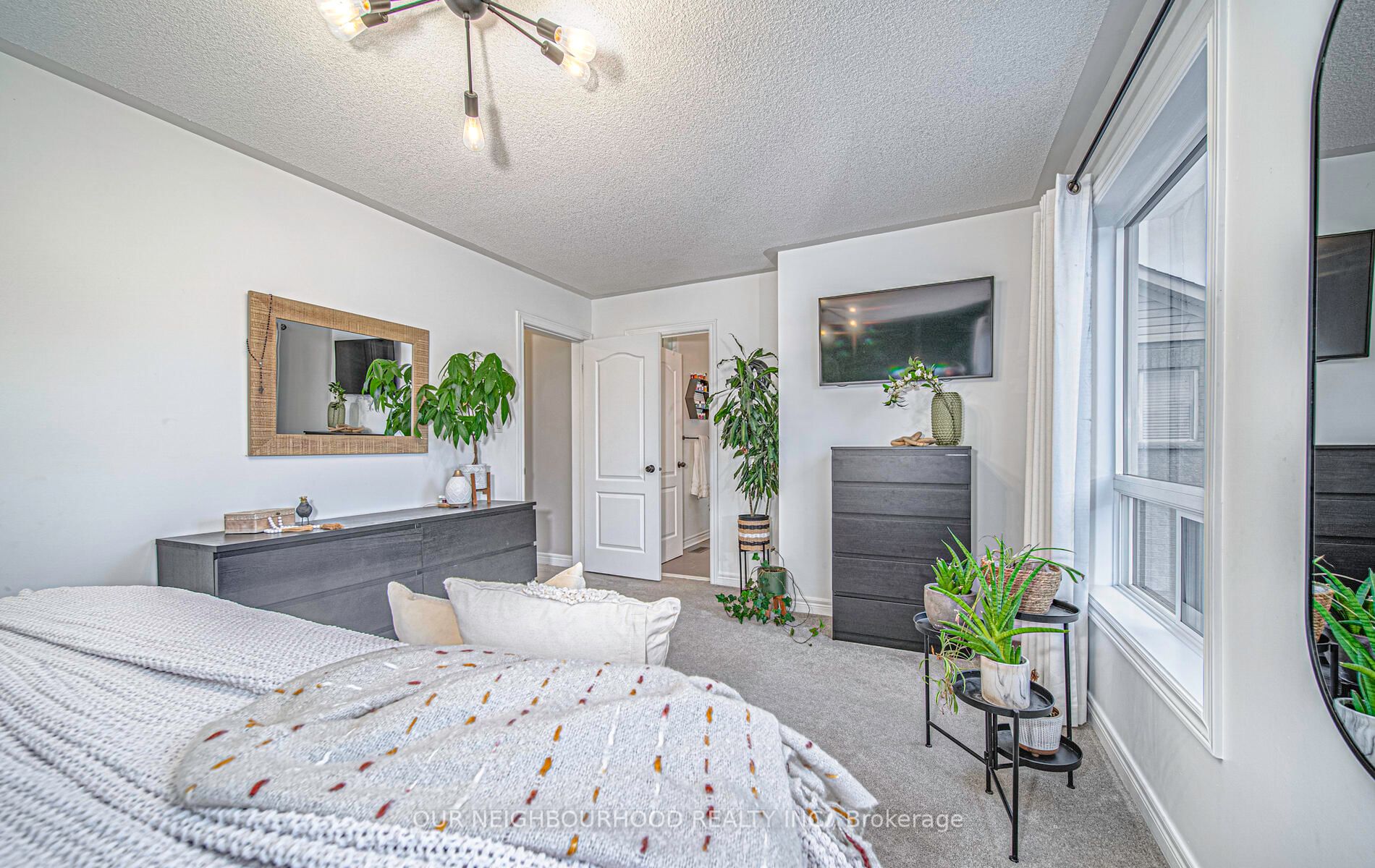 62 Kenilworth Crescent