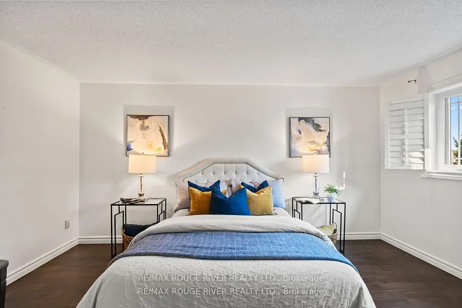 31 Kerrison Drive W