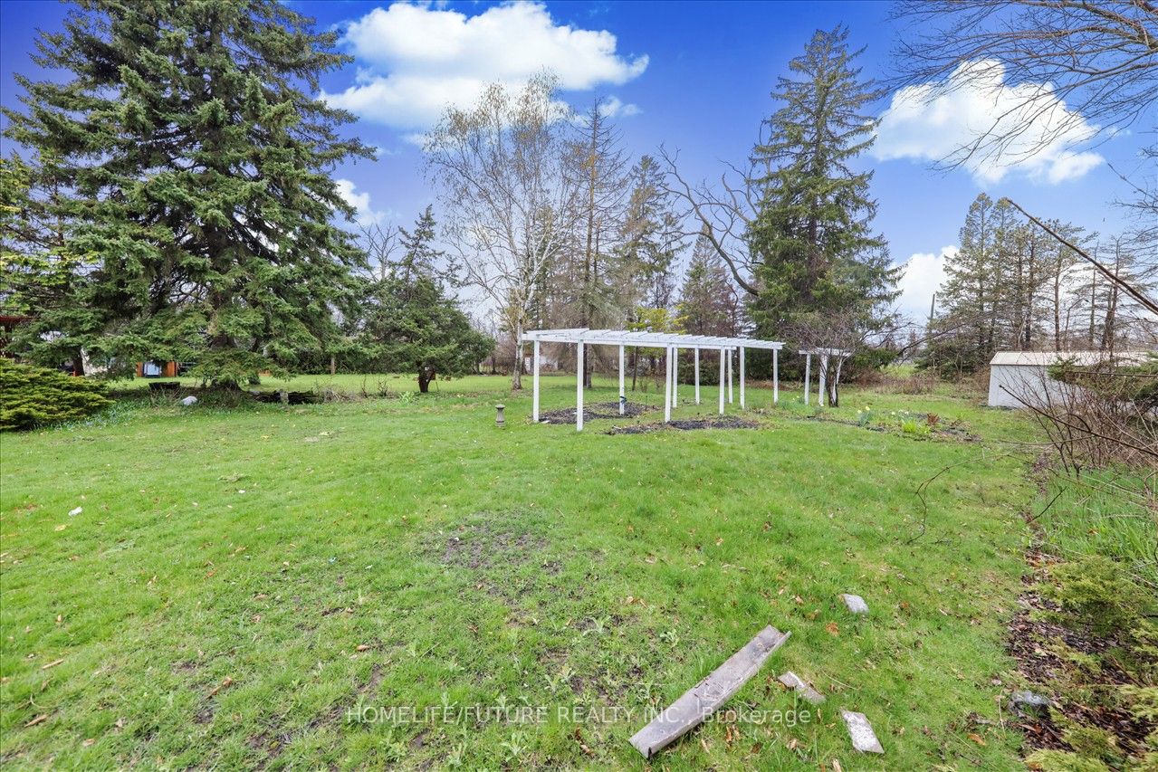 8 Bonacres Avenue