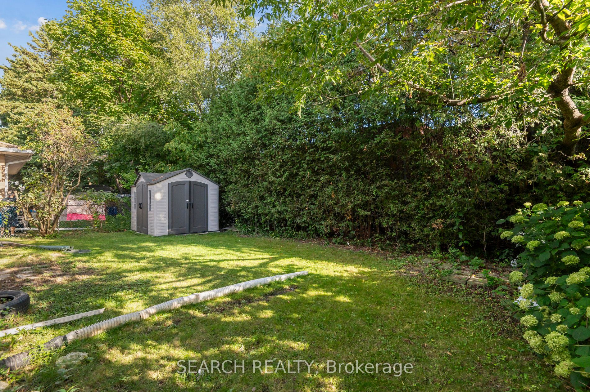 7 Garrick Road