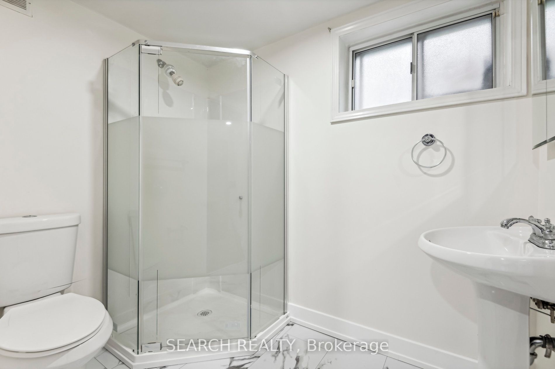 7 Garrick Road