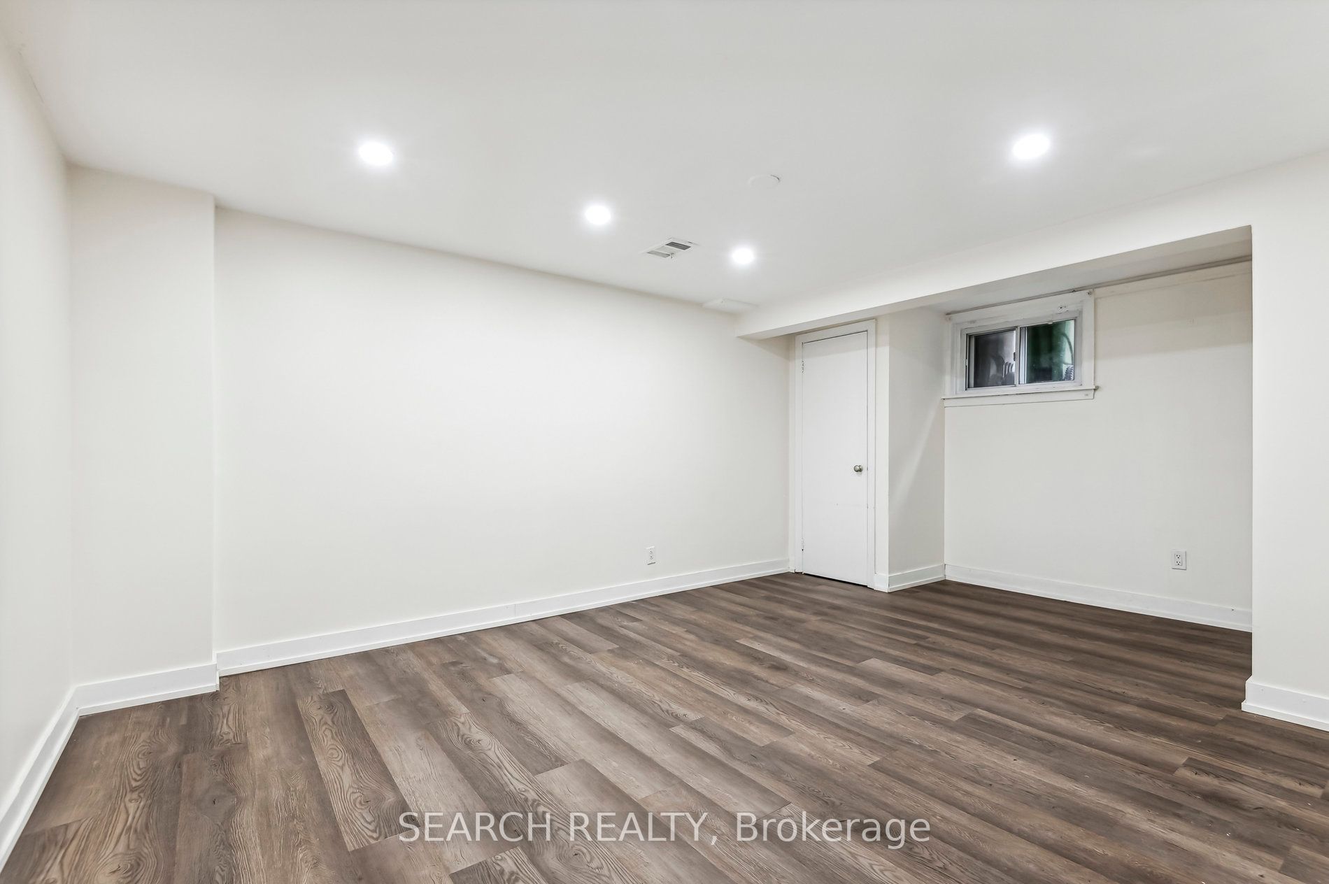 7 Garrick Road