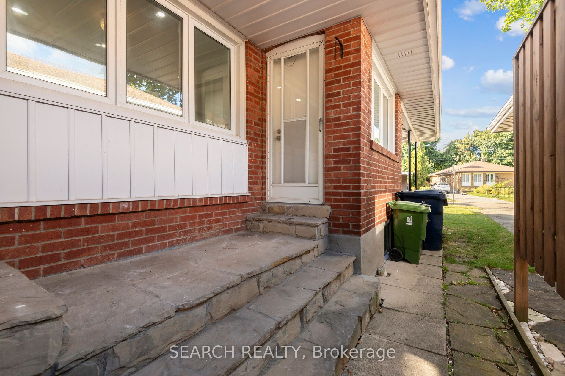 7 Garrick Road