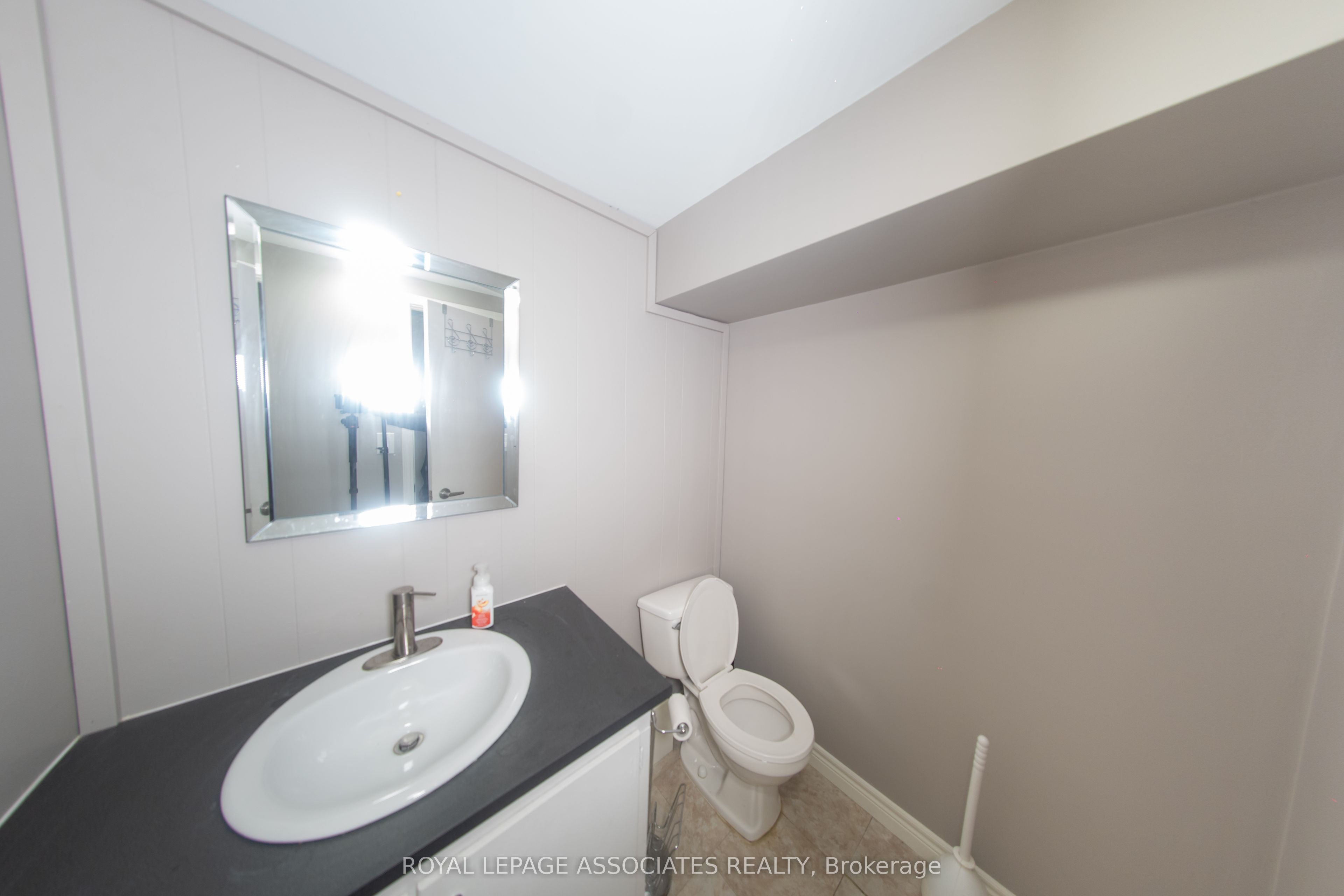 75 Alonna Street