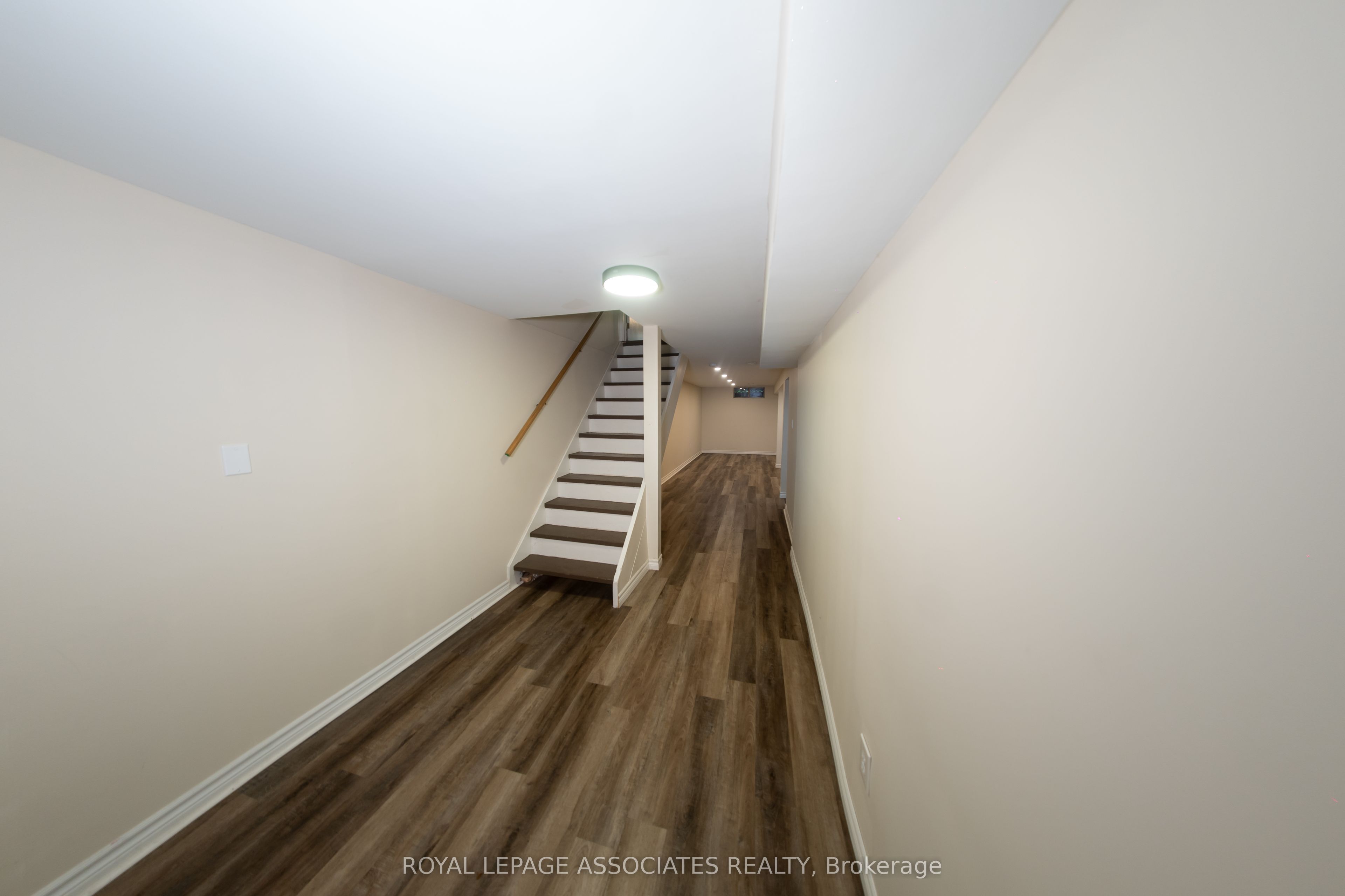 75 Alonna Street