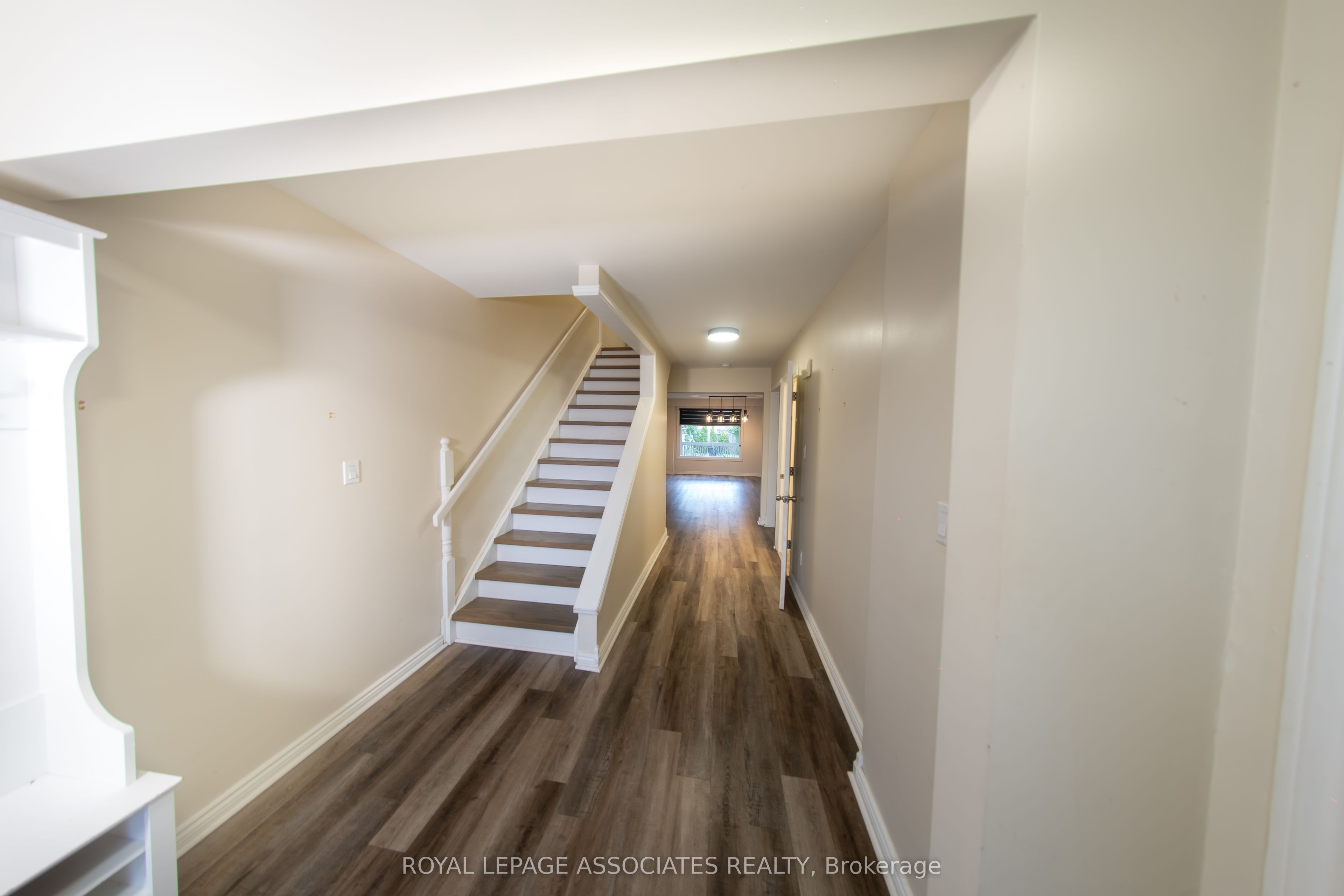 75 Alonna Street