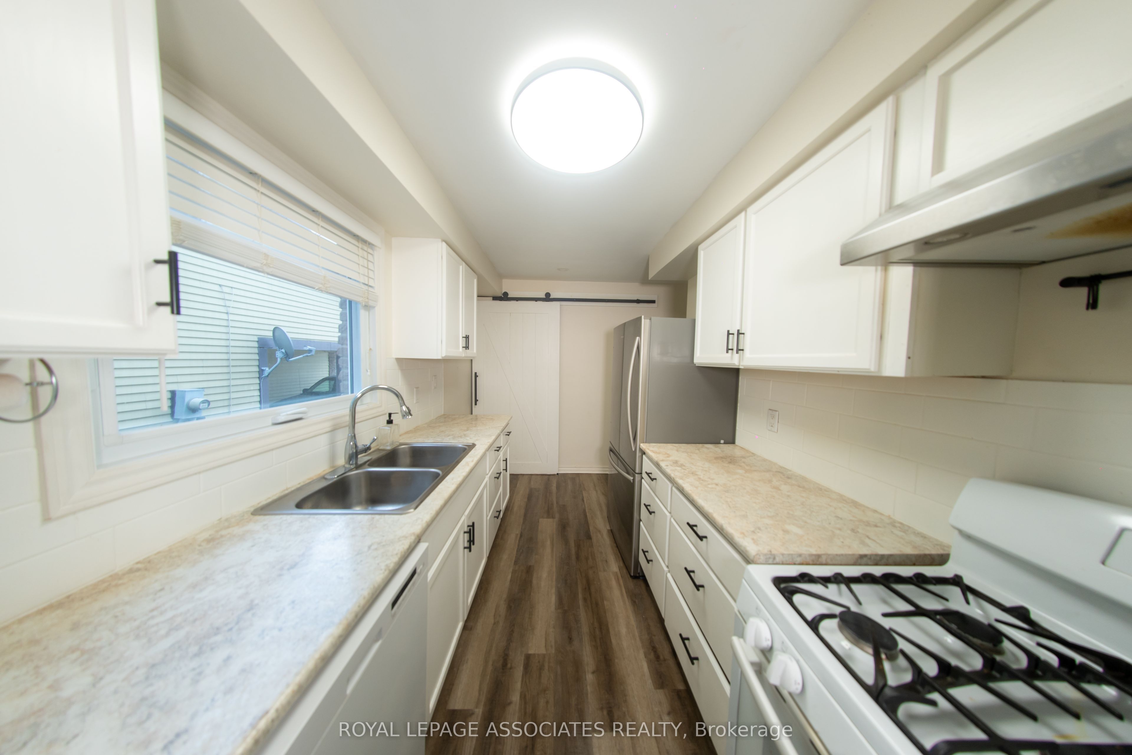 75 Alonna Street